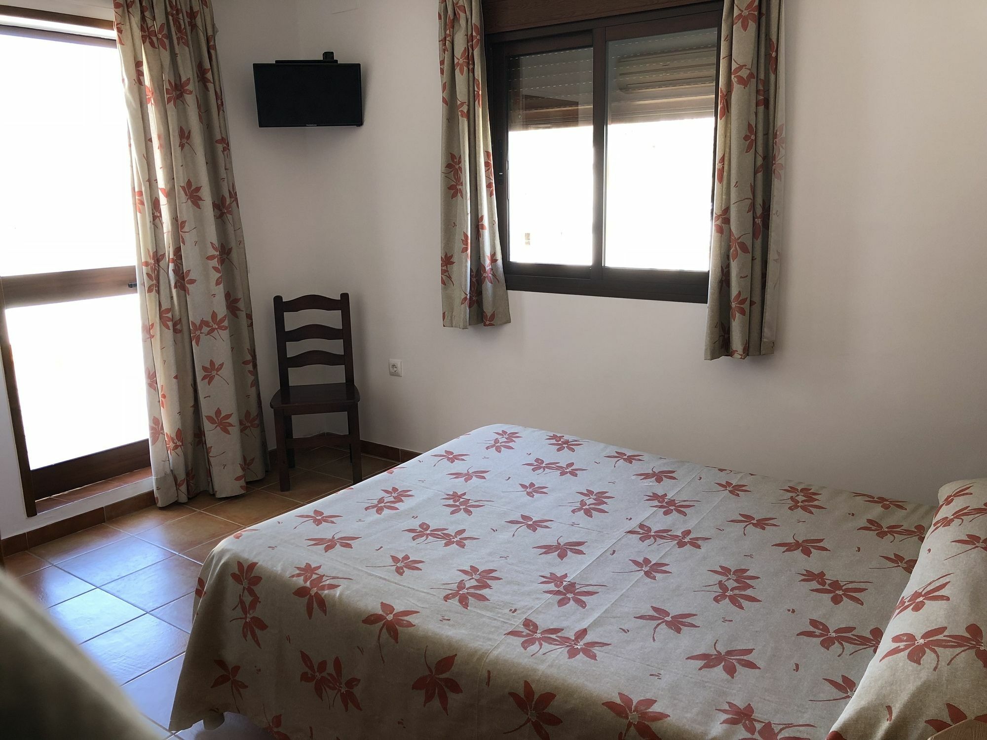 Hostal Jadraza Zahara de los Atunes Extérieur photo